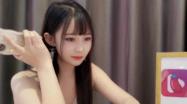 异地恋与网友奔现一夜情-糖糖